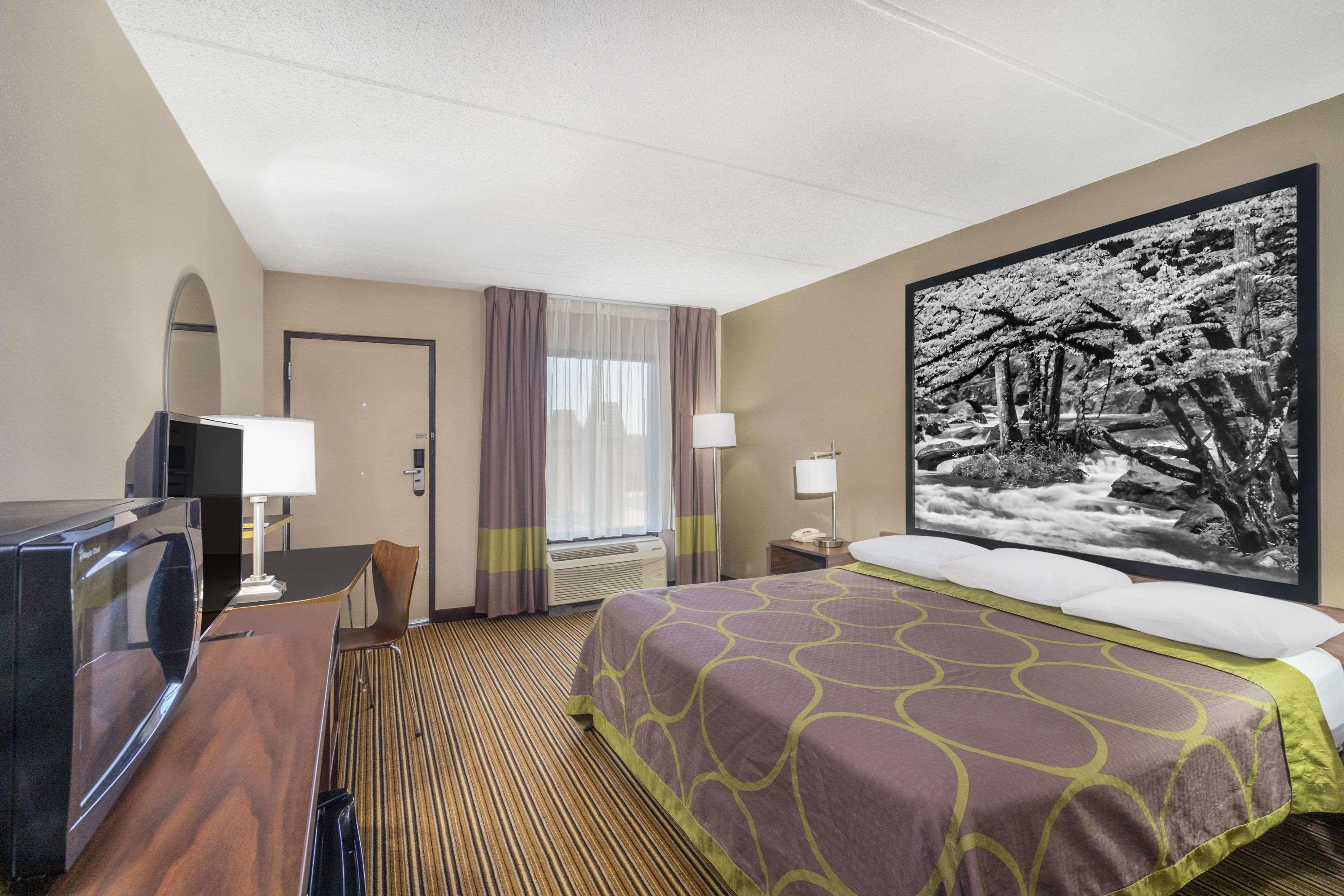 Super 8 By Wyndham Knoxville North/Powell Екстериор снимка